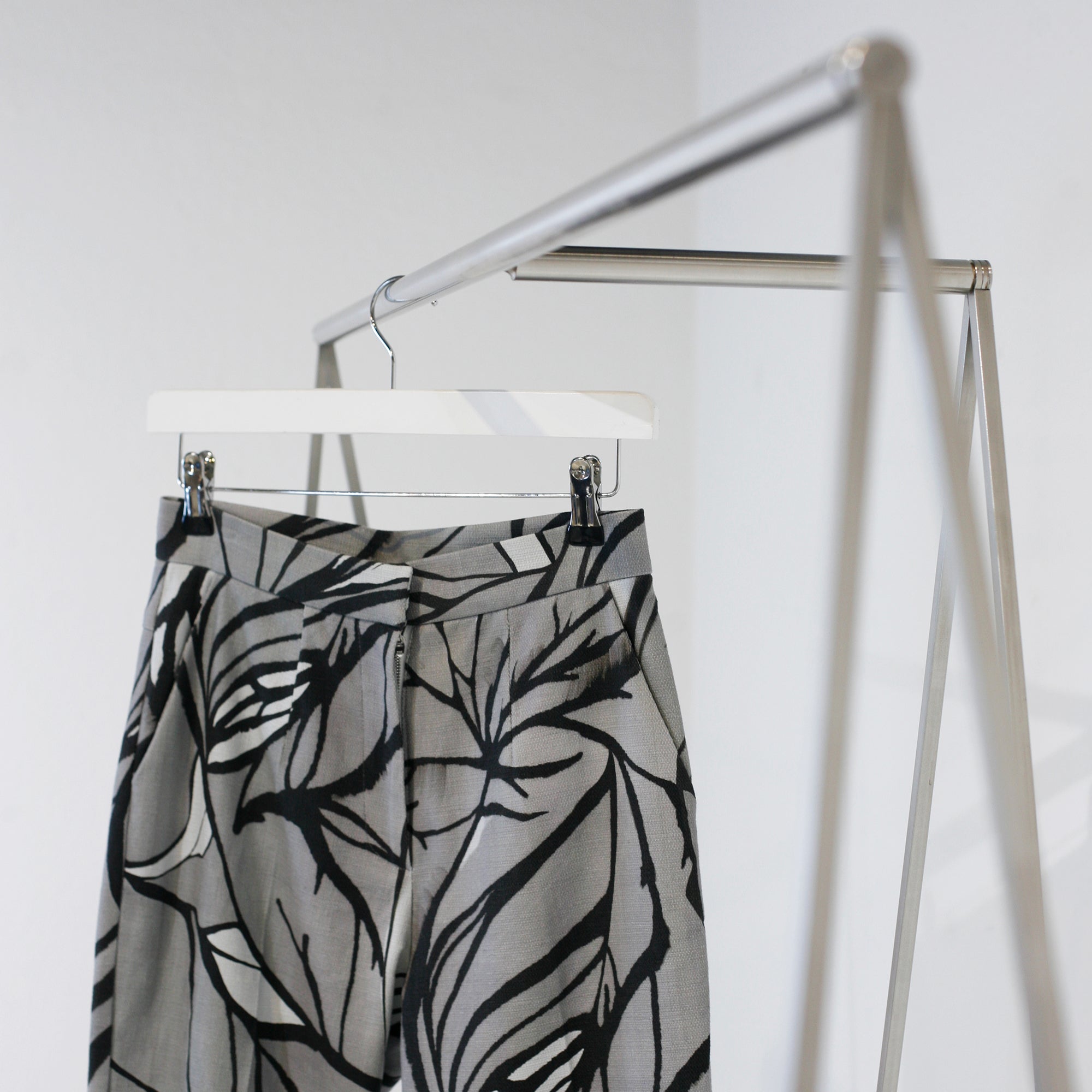 VERTIGO Hall Furniture